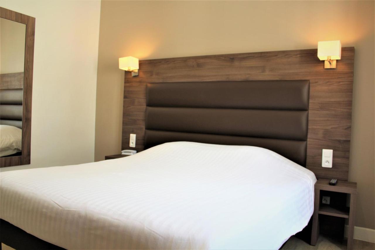 Royal Hotel Angers Luaran gambar