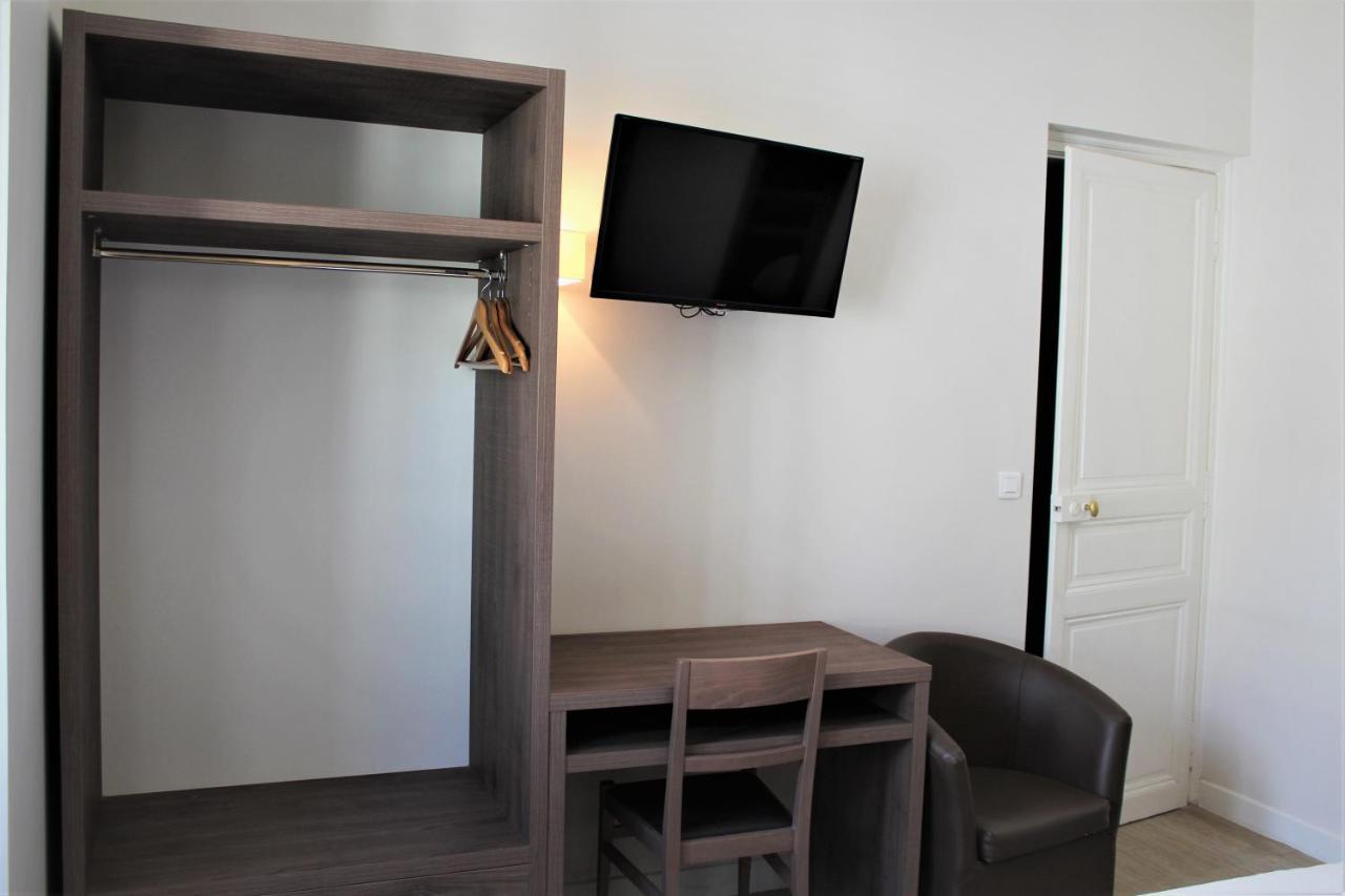Royal Hotel Angers Luaran gambar
