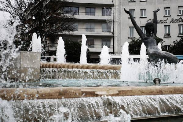 Royal Hotel Angers Luaran gambar
